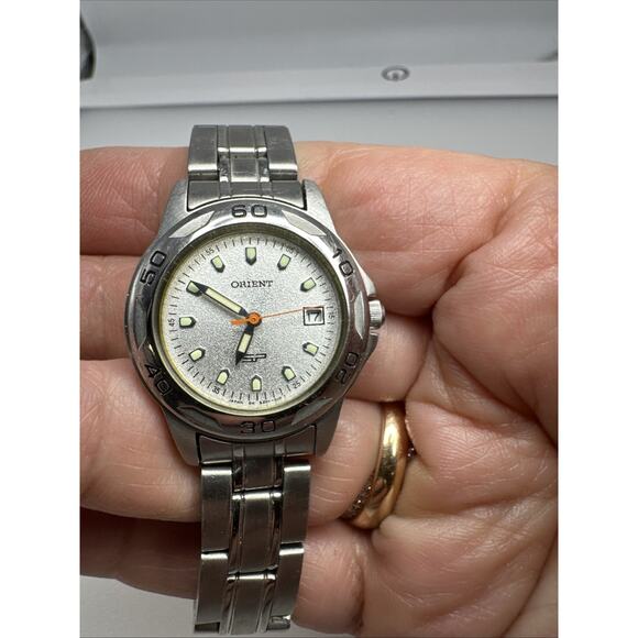 Orient SP Sport Ladies Watch Stainless Steel 27mm Quartz SZOY-Q0-CS Runs Well - Picture 1 of 7